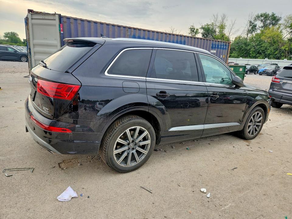 Продаж на аукціоні авто 2018 Audi Q7, vin: WA1VAAF74JD002643, номер лоту: 63035996