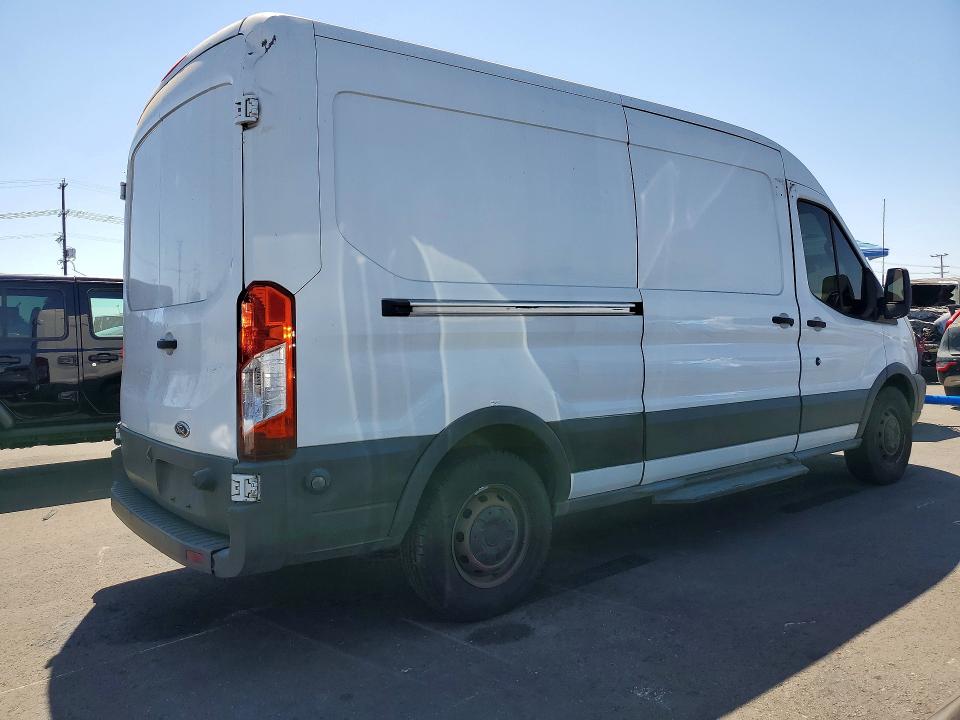 60655206 :رقم المزاد ، 1FTYE2CM9GKA15769 vin ، 2016 Ford Transit مزاد بيع