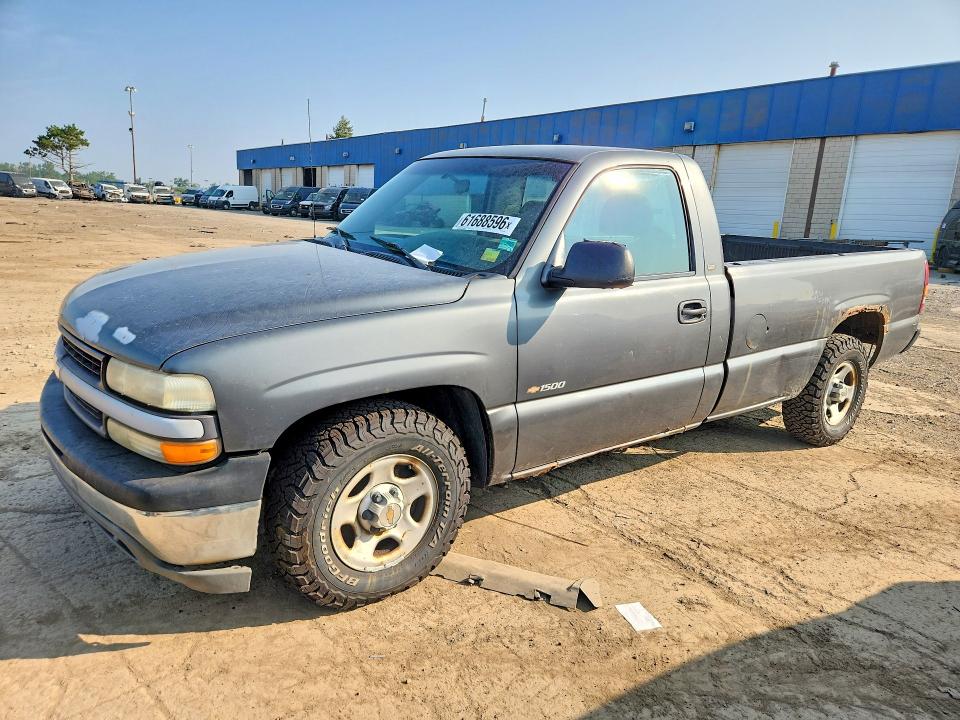 Aukcja sprzedaży 2002 Chevrolet Silverado, vin: 1GCEC14WX2Z151301, numer aukcji: 61688596
