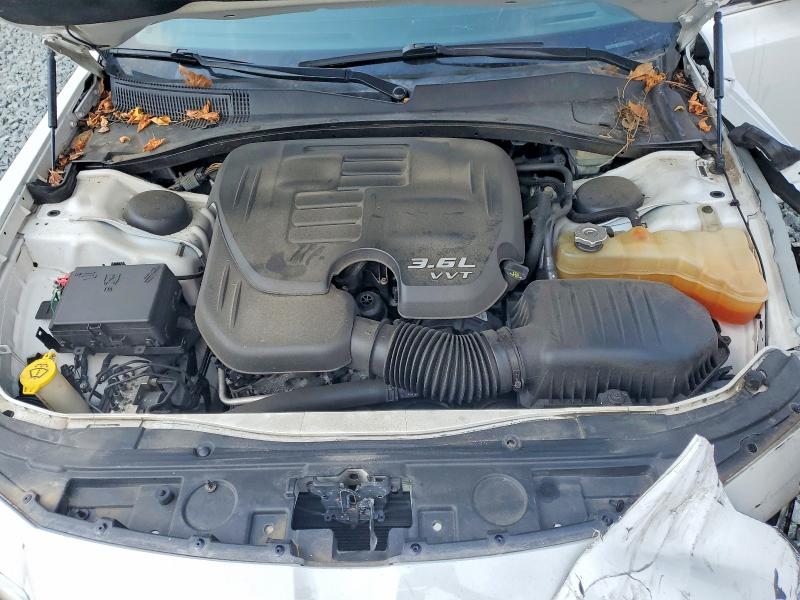 2015 Chrysler 300 მანქანა იყიდება აუქციონზე, vin: 2C3CCAAG1FH786034, აუქციონის ნომერი: 63029026