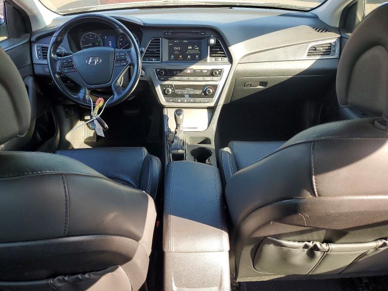 61178096 :رقم المزاد ، 5NPE34AF4HH573182 vin ، 2017 Hyundai Sonata مزاد بيع