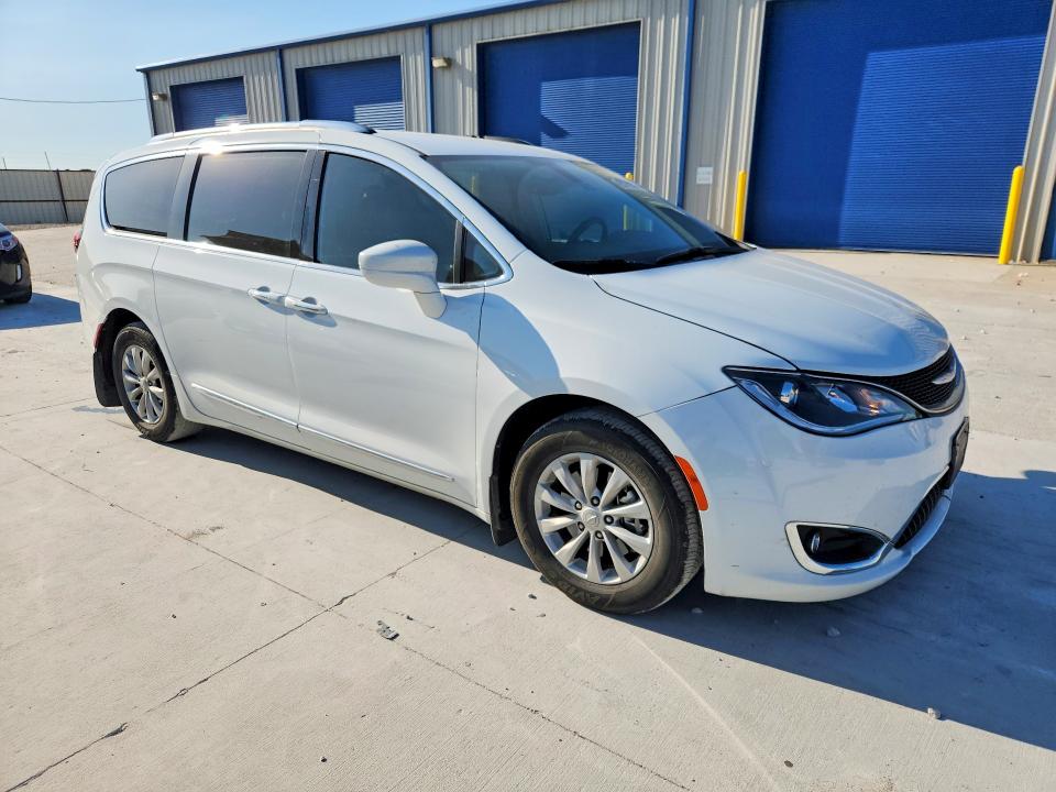 Продажа на аукционе авто 2019 Chrysler Pacifica, vin: 2C4RC1BG1KR554476, номер лота: 60789306