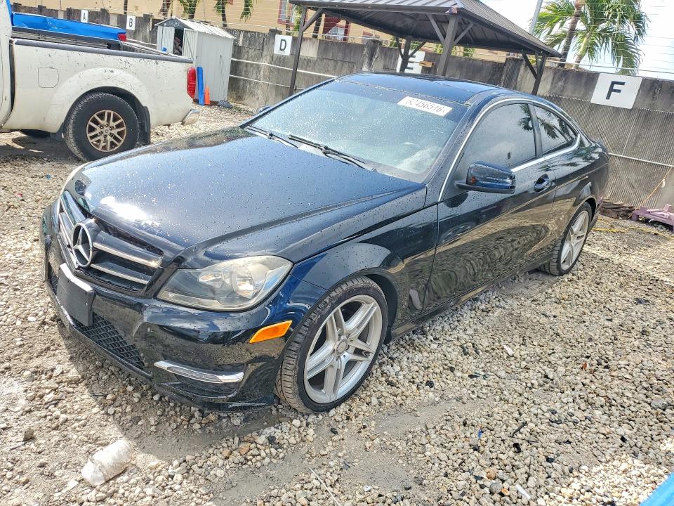 2013 Mercedes-benz C მანქანა იყიდება აუქციონზე, vin: WDDGJ4HB7DG031810, აუქციონის ნომერი: 62456516