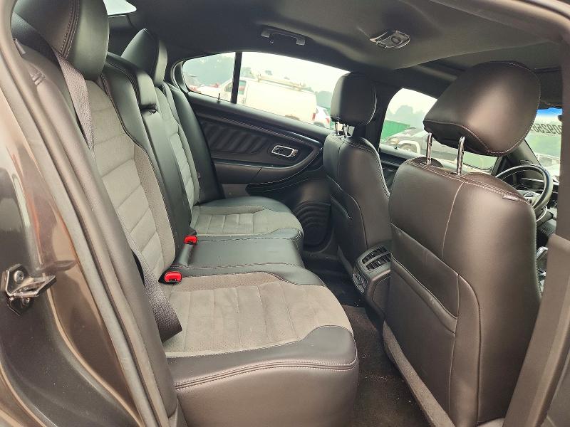 61209256 :رقم المزاد ، 1FAHP2KT5GG150050 vin ، 2016 Ford Taurus مزاد بيع