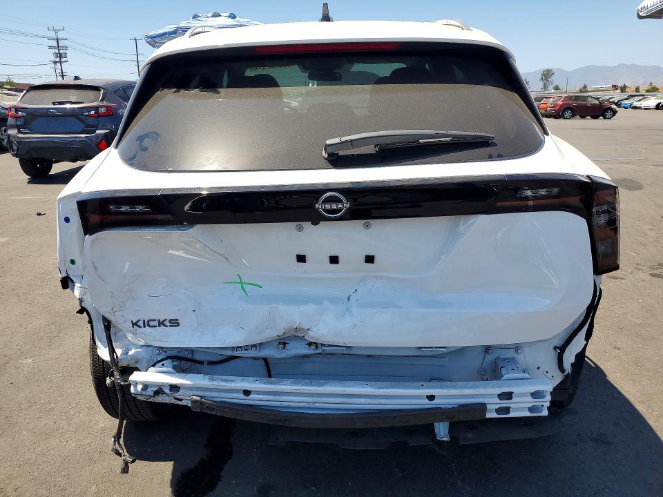 62452176 :رقم المزاد ، 3N8AP6CE4TL324526 vin ، 2026 Nissan Kicks مزاد بيع
