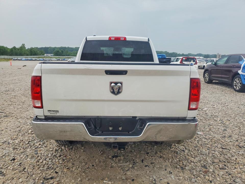 62305416 :رقم المزاد ، 1C6RR6FG0JS324552 vin ، 2018 Ram 1500 مزاد بيع