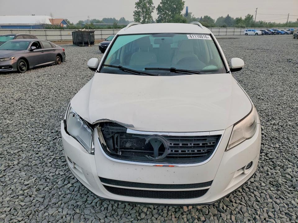 Продаж на аукціоні авто 2011 Volkswagen Tiguan, vin: WVGBV7AX2BW549659, номер лоту: 61110016