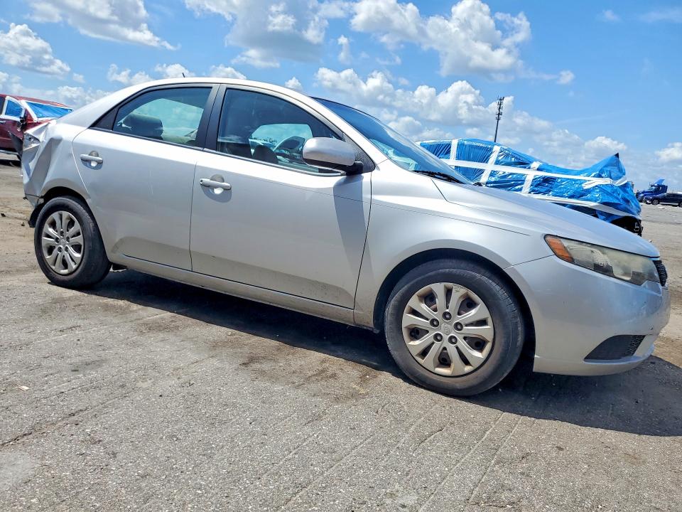 2012 Kia Forte მანქანა იყიდება აუქციონზე, vin: KNAFT4A20C5636544, აუქციონის ნომერი: 59857416