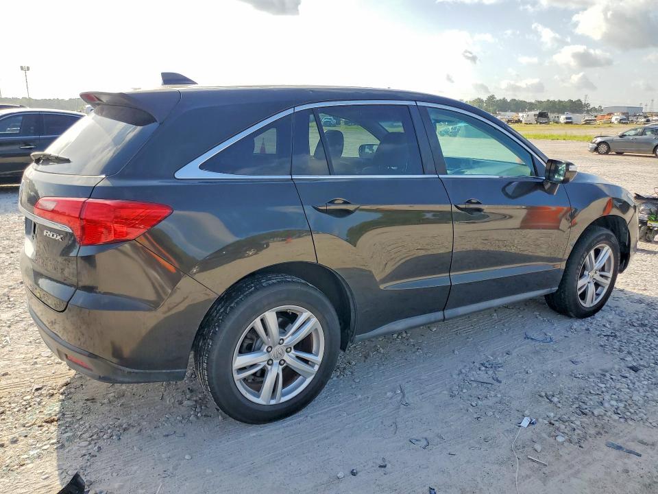 Продажа на аукционе авто 2015 Acura Rdx, vin: 5J8TB3H35FL015870, номер лота: 62775526