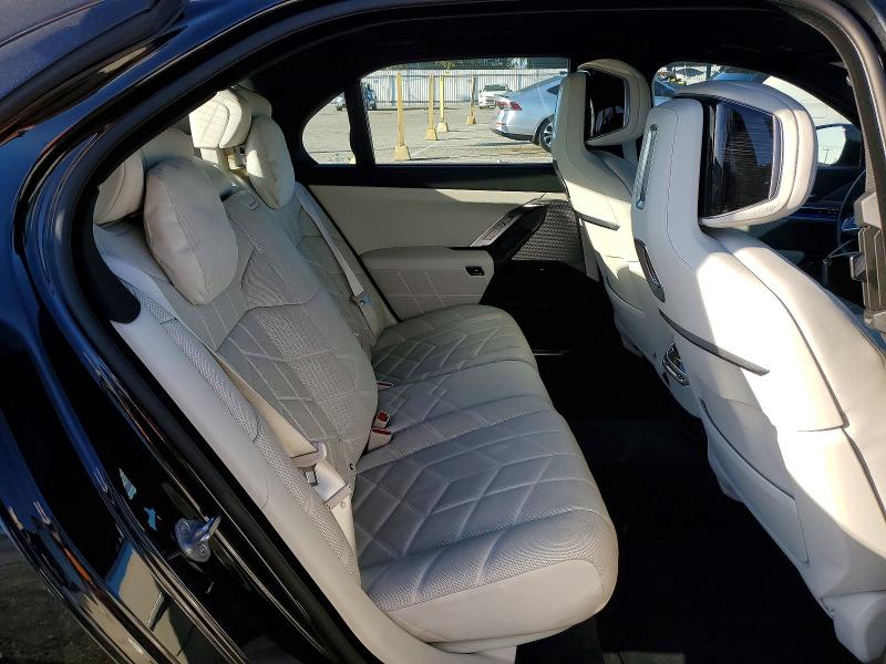60061216 :رقم المزاد ، WBY43EJ00RCT10096 vin ، 2024 Bmw I7 مزاد بيع