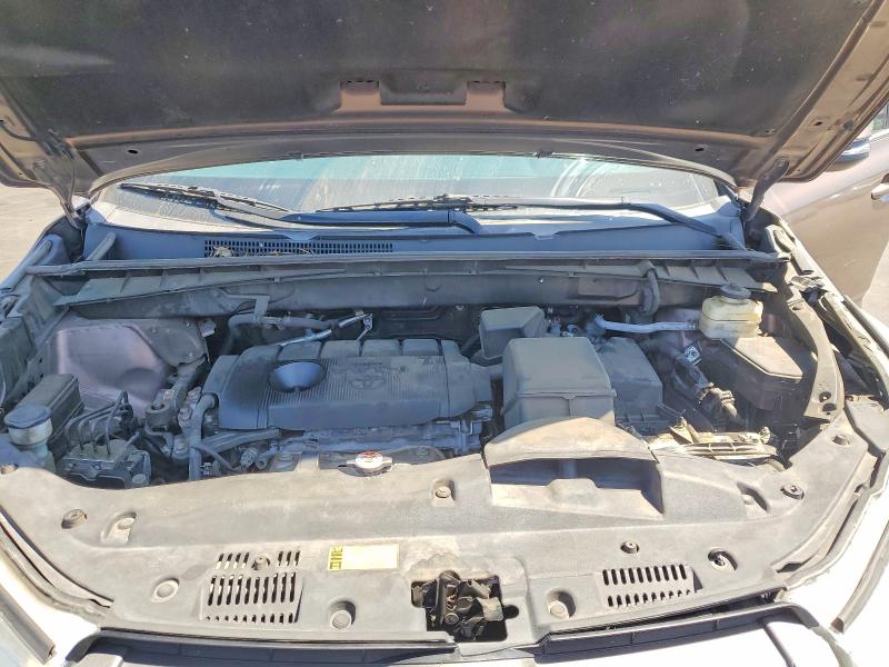 62872716 :رقم المزاد ، 5TDZARFH3JS037290 vin ، 2018 Toyota Highlander مزاد بيع