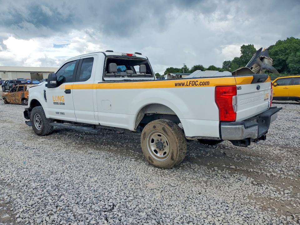 60128246 :رقم المزاد ، 1FT7X2B65NEC82878 vin ، 2022 Ford F250 مزاد بيع