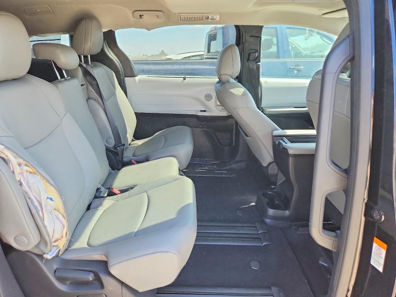 60799026 :رقم المزاد ، 5TDYRKEC0TS293021 vin ، 2026 Toyota Sienna مزاد بيع