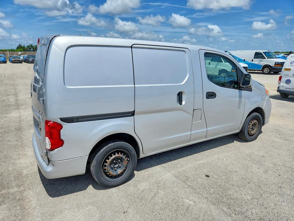 59974106 :رقم المزاد ، 3N6CM0KNXFK731365 vin ، 2015 Nissan Nv200 مزاد بيع