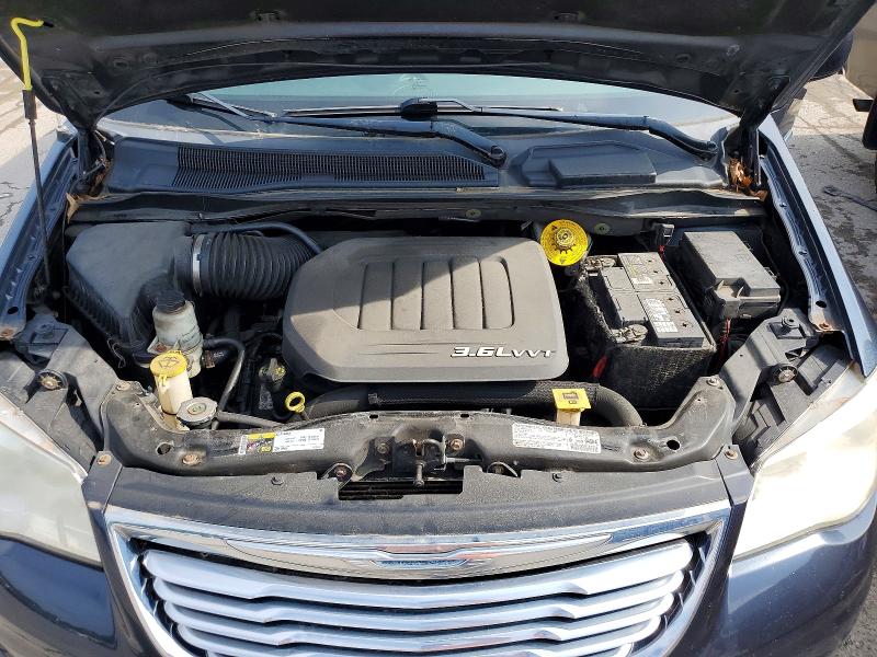2013 Chrysler Town & Country მანქანა იყიდება აუქციონზე, vin: 2C4RC1BG1DR777264, აუქციონის ნომერი: 60668276