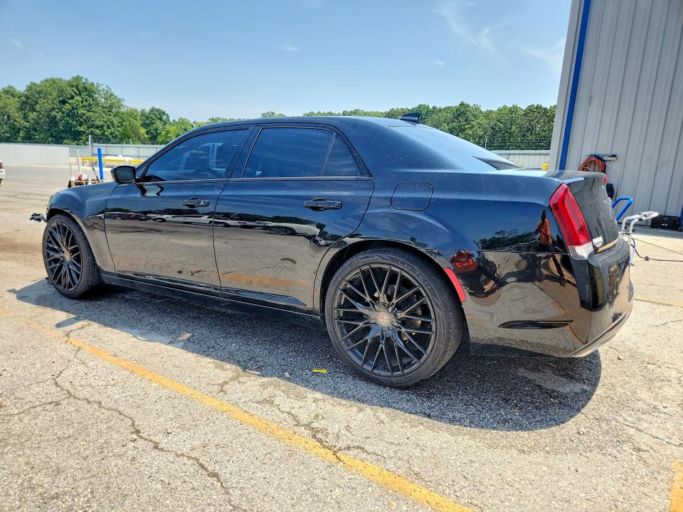 Продажа на аукционе авто 2017 Chrysler 300, vin: 2C3CCABG7HH596854, номер лота: 63564246