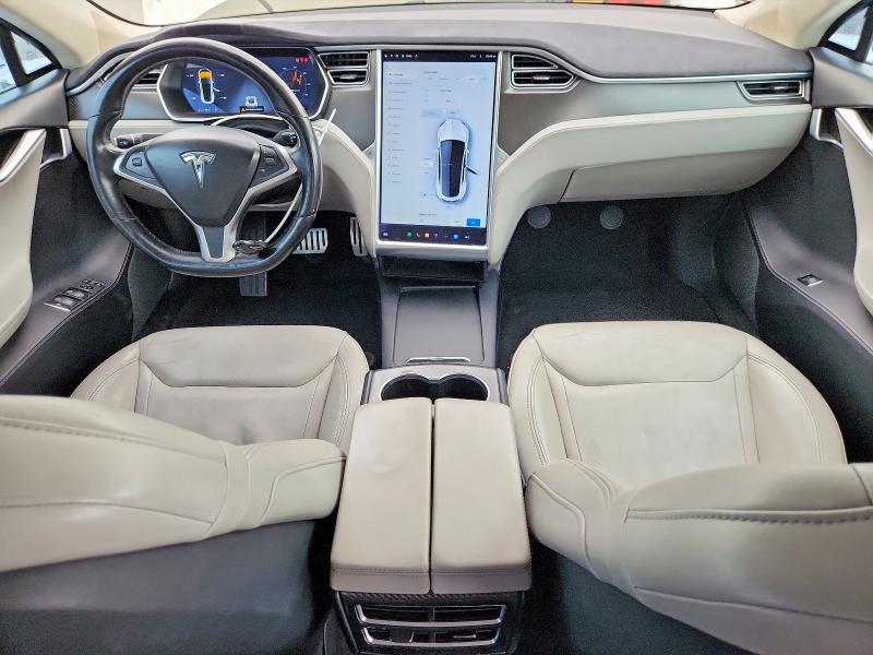 58843956 :رقم المزاد ، 5YJSA1E47GF145197 vin ، 2016 Tesla Model S مزاد بيع