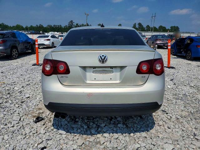 2010 Volkswagen Jetta მანქანა იყიდება აუქციონზე, vin: 3VWRX7AJ6AM058354, აუქციონის ნომერი: 62899466
