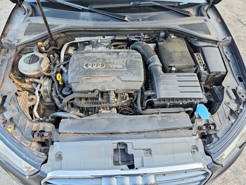 60636886 :رقم المزاد ، WAU67LFF5G1056200 vin ، 2016 Audi A3 مزاد بيع