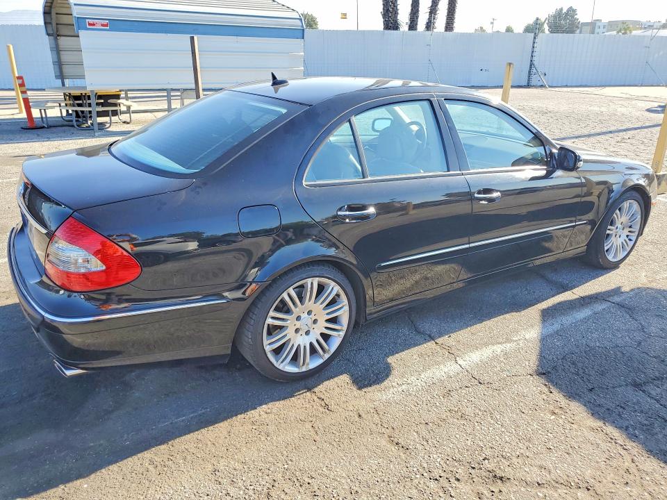 Продажа на аукционе авто 2007 Mercedes-benz E, vin: WDBUF56X67B001085, номер лота: 60988856