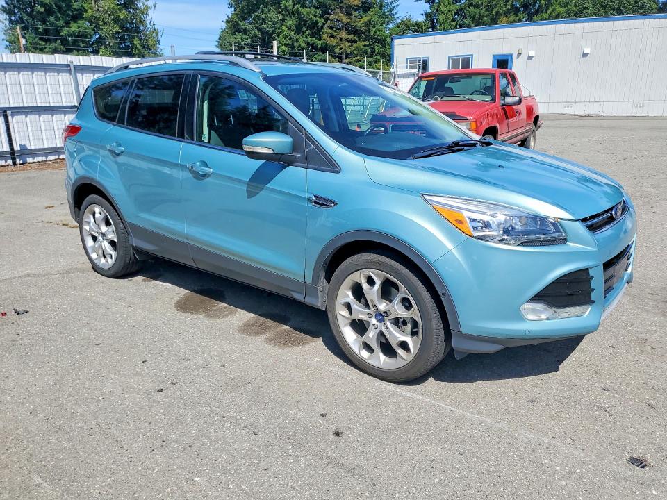 Продажа на аукционе авто 2013 Ford Escape, vin: 1FMCU9J99DUB40433, номер лота: 63257376