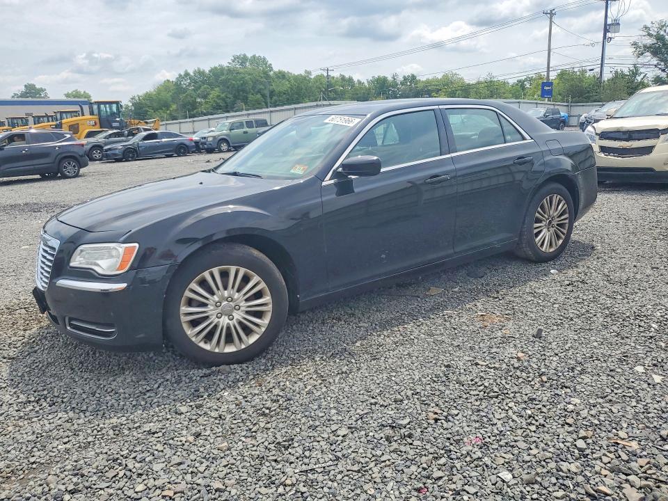 2014 Chrysler 300 მანქანა იყიდება აუქციონზე, vin: 2C3CCARG9EH374124, აუქციონის ნომერი: 60751966