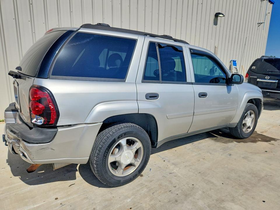 2007 Chevrolet Trailblazer მანქანა იყიდება აუქციონზე, vin: 1GNDS13S672305488, აუქციონის ნომერი: 61606086