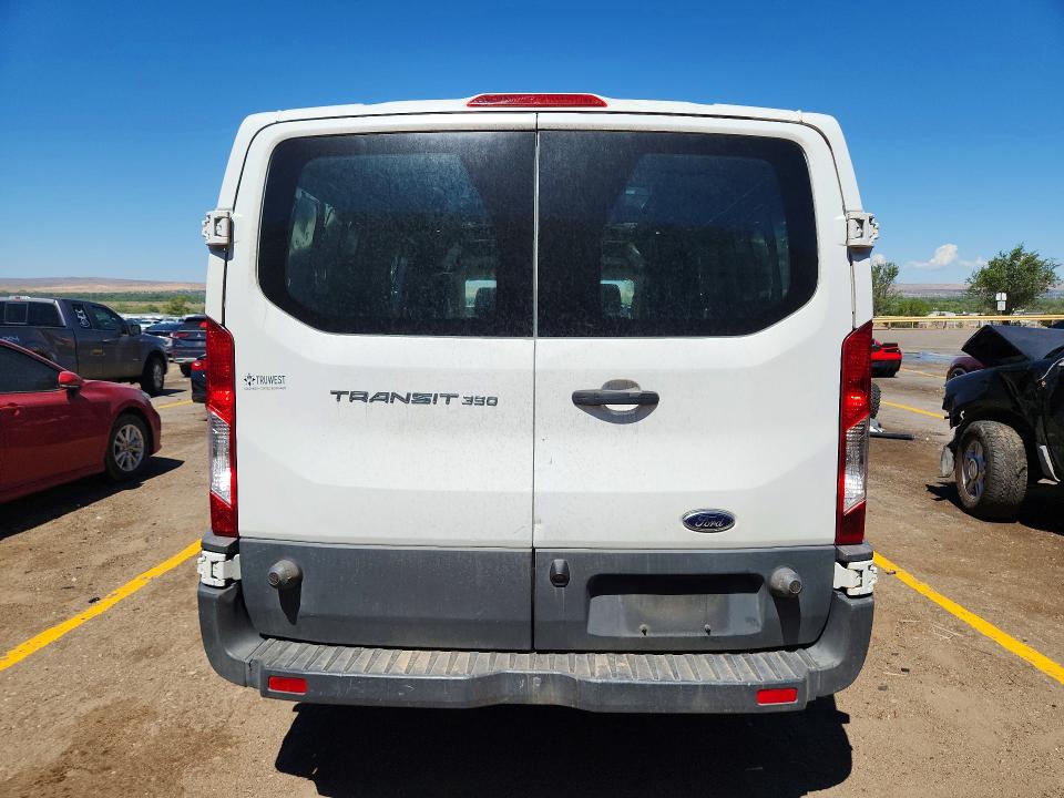 62293476 :رقم المزاد ، 1FTSW2ZM4FKB28134 vin ، 2015 Ford 350 مزاد بيع