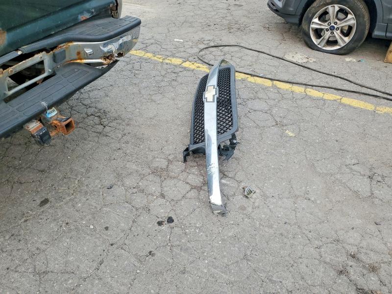 Продажа на аукционе авто 2002 Chevrolet Silverado, vin: 1GCHK23UX2F113879, номер лота: 60561996