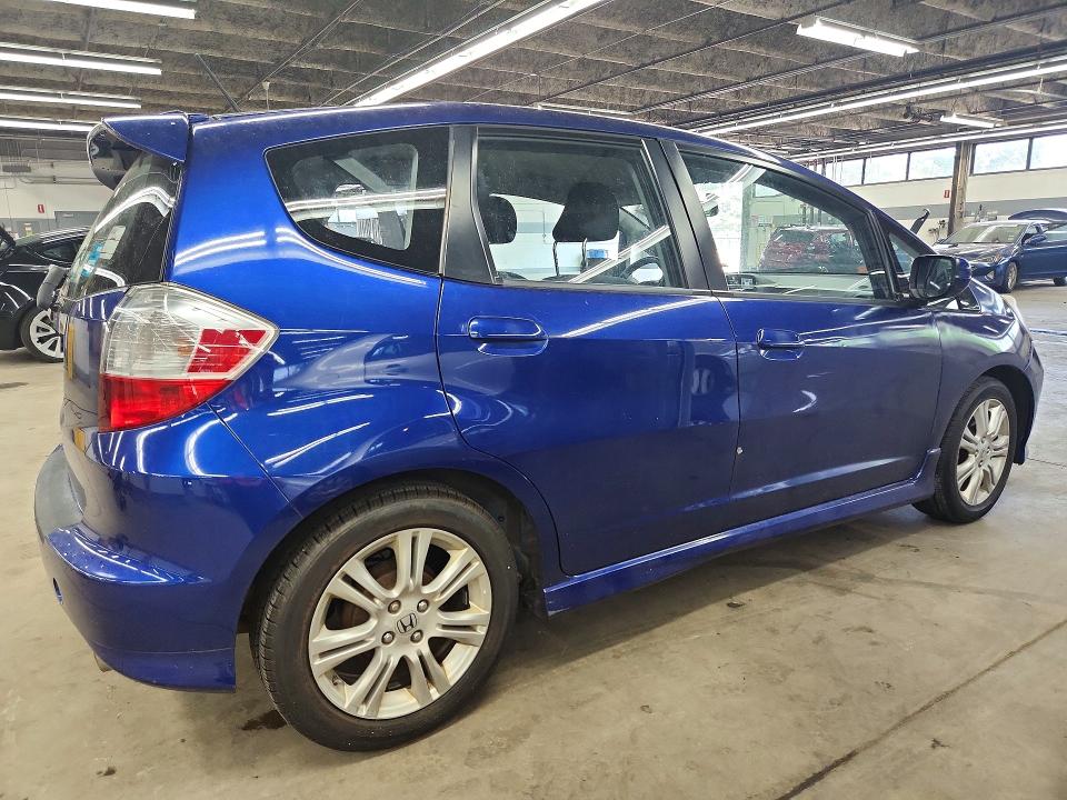 Продажа на аукционе авто 2010 Honda Fit, vin: JHMGE8H48AC025023, номер лота: 61839856