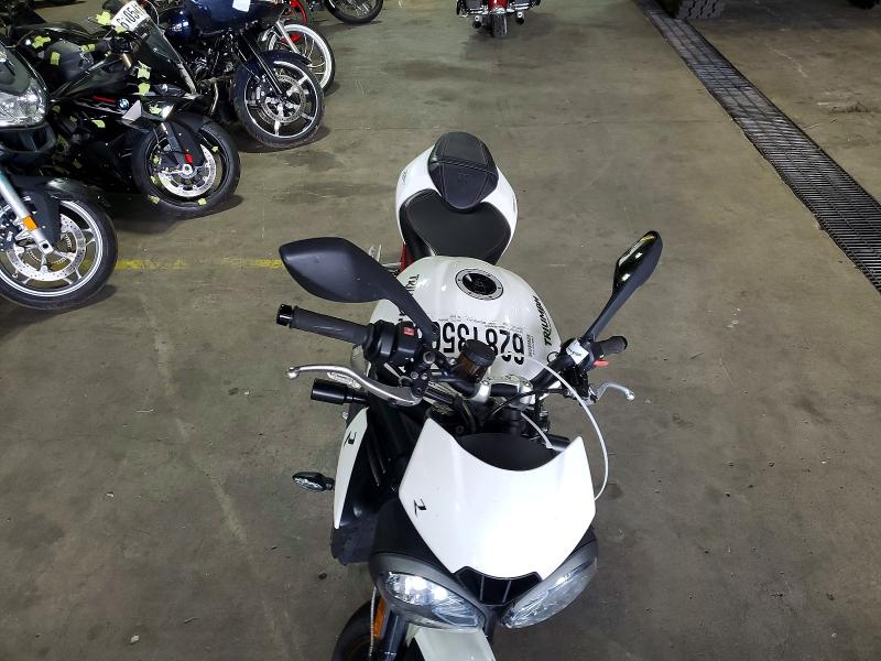 Продаж на аукціоні авто 2018 Triumph Motorcycle Street Triple, vin: SMTA414D3JT834907, номер лоту: 62813506