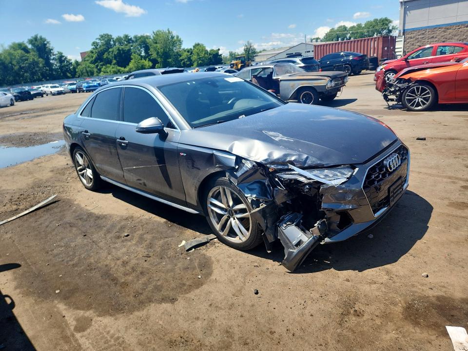 60001076 :رقم المزاد ، WAUEAAF47MA014168 vin ، 2021 Audi A4 مزاد بيع
