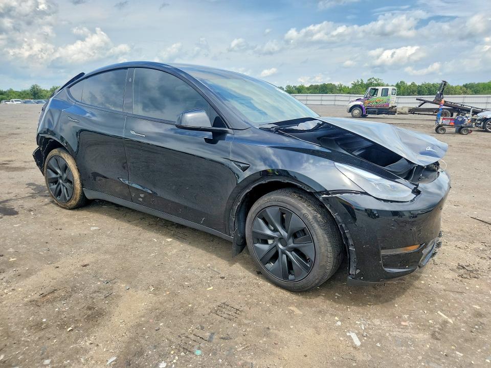61939966 :رقم المزاد ، 7SAYGDEE2SF301273 vin ، 2025 Tesla Model Y مزاد بيع