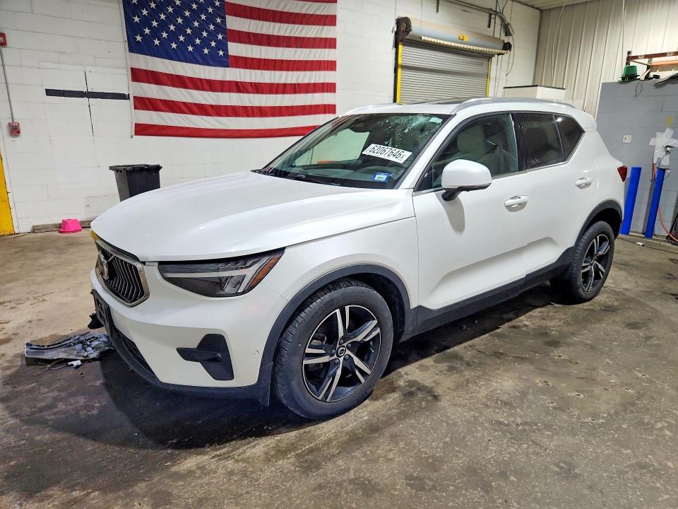 Продажа на аукционе авто 2023 Volvo Xc40, vin: YV4L12UNXP2953175, номер лота: 62067646