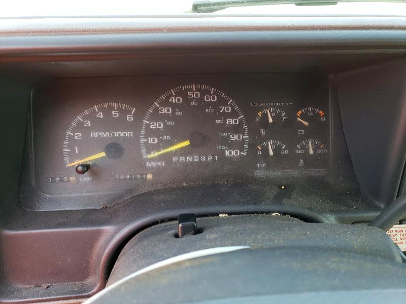62484926 :رقم المزاد ، 1GBKC34J0YF486181 vin ، 2000 Chevrolet Gmt-400 مزاد بيع