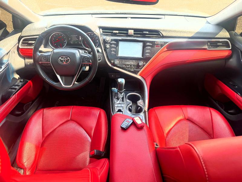 Продаж на аукціоні авто 2018 Toyota Camry, vin: 4T1B61HK9JU052302, номер лоту: 60720546