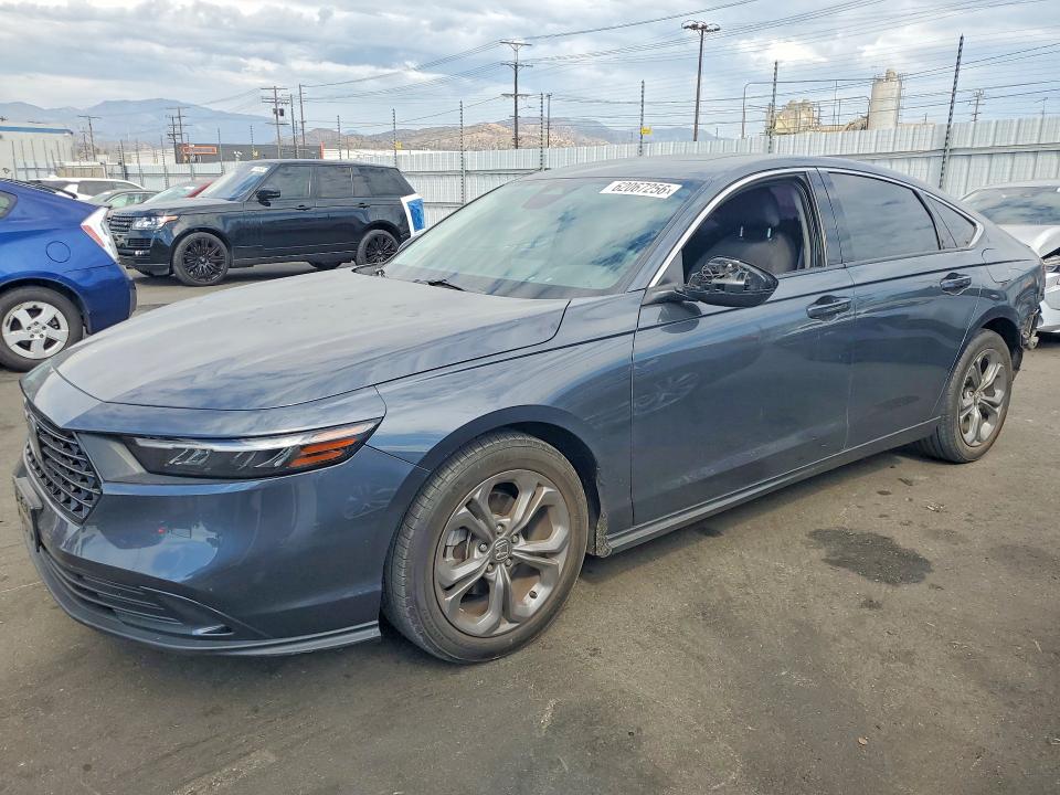 Продажа на аукционе авто 2024 Honda Accord, vin: 1HGCY1F37RA033020, номер лота: 62067256