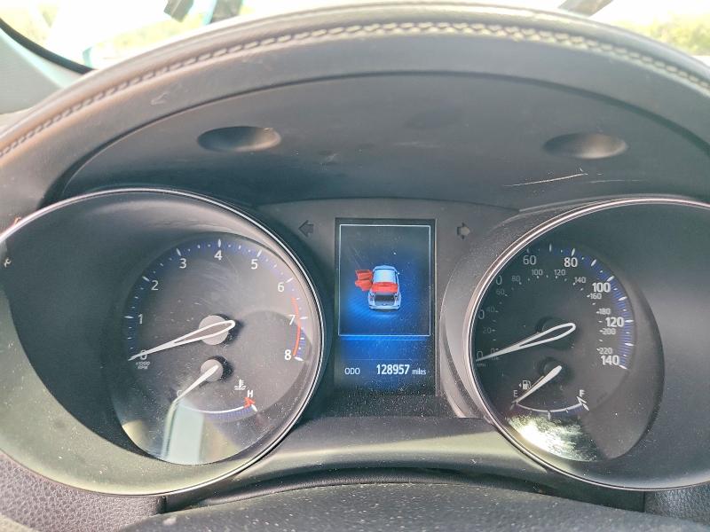 62451916 :رقم المزاد ، JTNKHMBX7J1010700 vin ، 2018 Toyota C-hr مزاد بيع