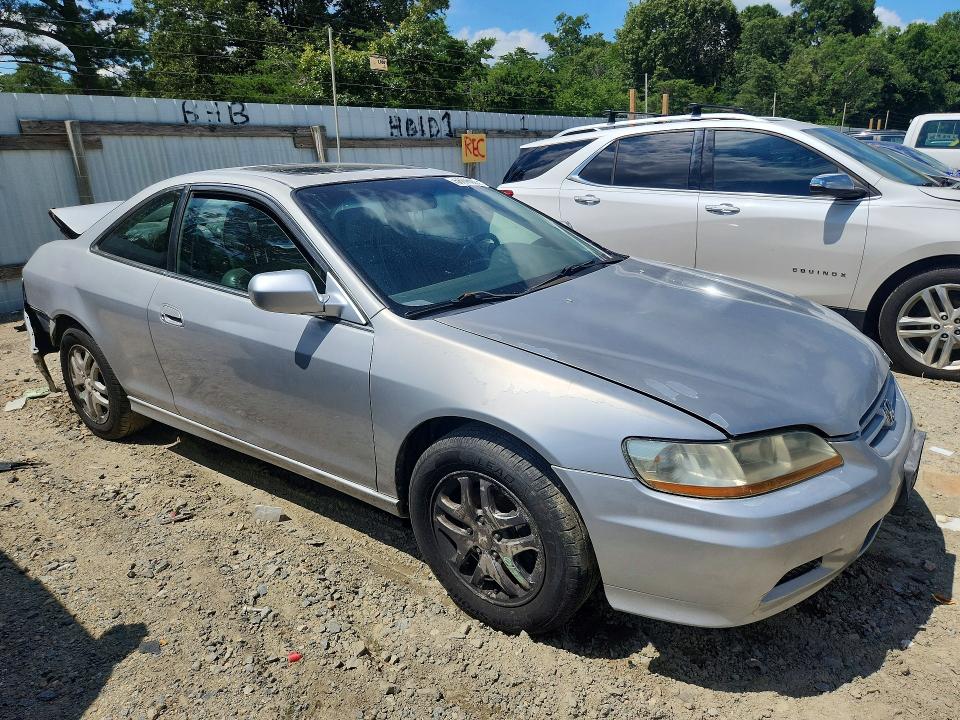 58946636 :رقم المزاد ، 1HGCG22522A003705 vin ، 2002 Honda Accord مزاد بيع