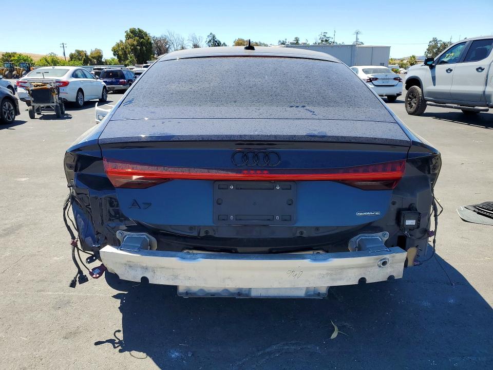 2021 Audi A7 მანქანა იყიდება აუქციონზე, vin: WAUVPBF24MN030954, აუქციონის ნომერი: 61801346