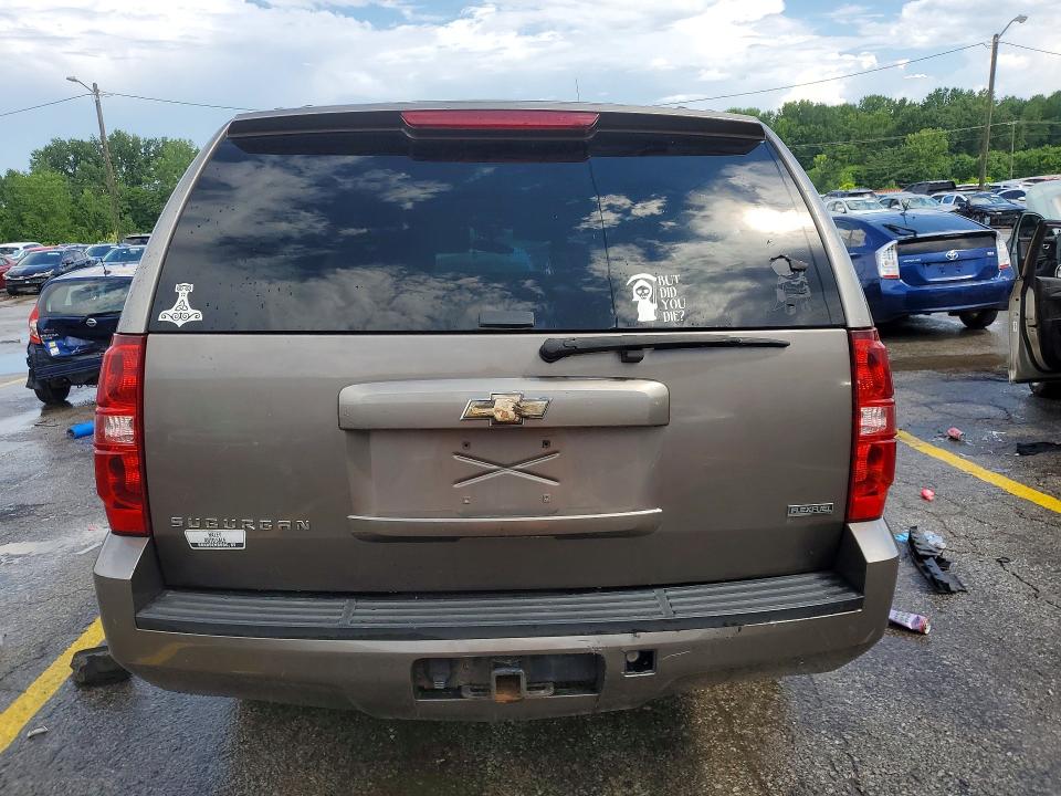 2011 Chevrolet Suburban მანქანა იყიდება აუქციონზე, vin: 1GNSKHE34BR156407, აუქციონის ნომერი: 59283156