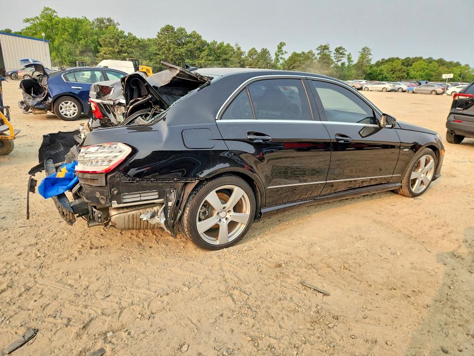 2012 Mercedes-benz E მანქანა იყიდება აუქციონზე, vin: WDDHF5KB7CA585208, აუქციონის ნომერი: 60834616