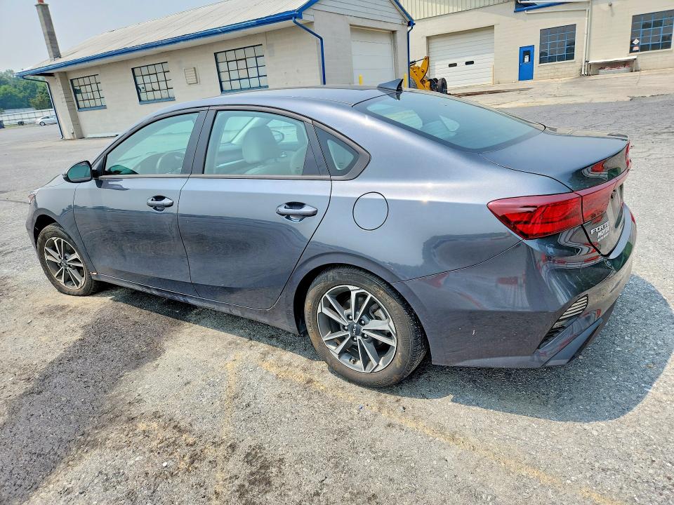 61806876 :رقم المزاد ، 3KPF24AD6PE661885 vin ، 2023 Kia Forte مزاد بيع