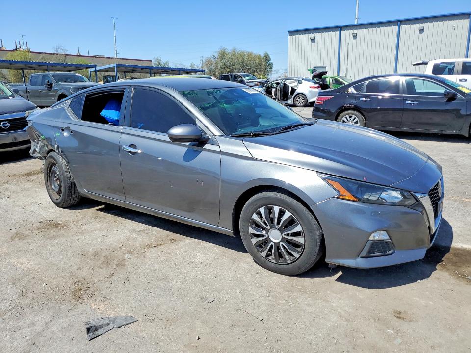 58986996 :رقم المزاد ، 1N4BL4BV6NN393325 vin ، 2022 Nissan Altima مزاد بيع