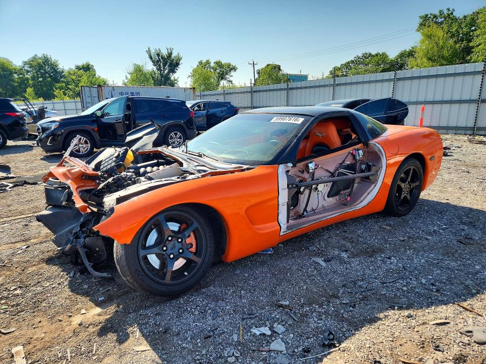 59987616 :رقم المزاد ، 1G1YY22G435132793 vin ، 2003 Chevrolet Corvette مزاد بيع