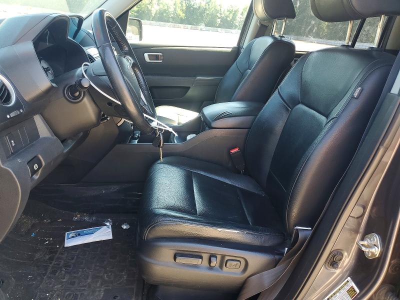 60071386 :رقم المزاد ، 5FNYF4H57FB018207 vin ، 2015 Honda Pilot مزاد بيع