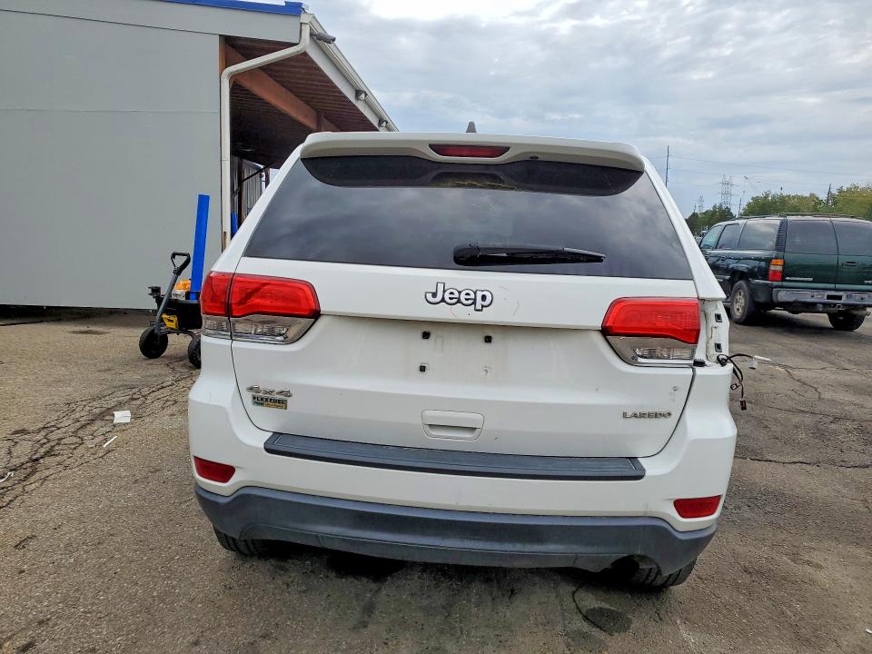 Продажа на аукционе авто 2015 Jeep Grand Cherokee, vin: 1C4RJFAG8FC864918, номер лота: 62639886