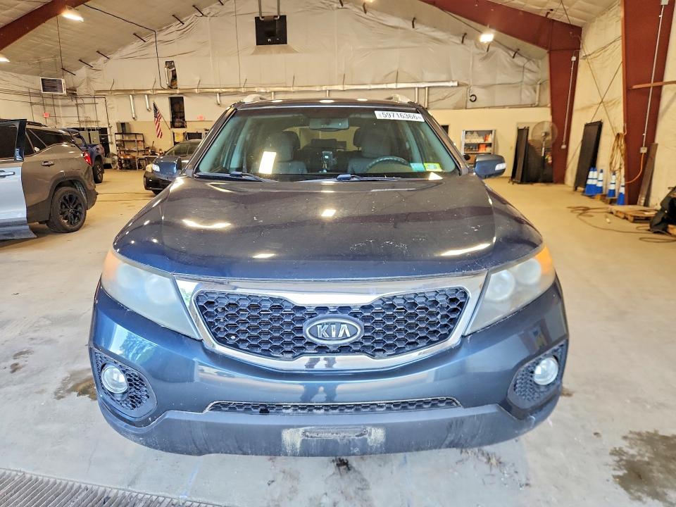 2011 Kia Sorento მანქანა იყიდება აუქციონზე, vin: 5XYKT4A26BG119885, აუქციონის ნომერი: 59716366