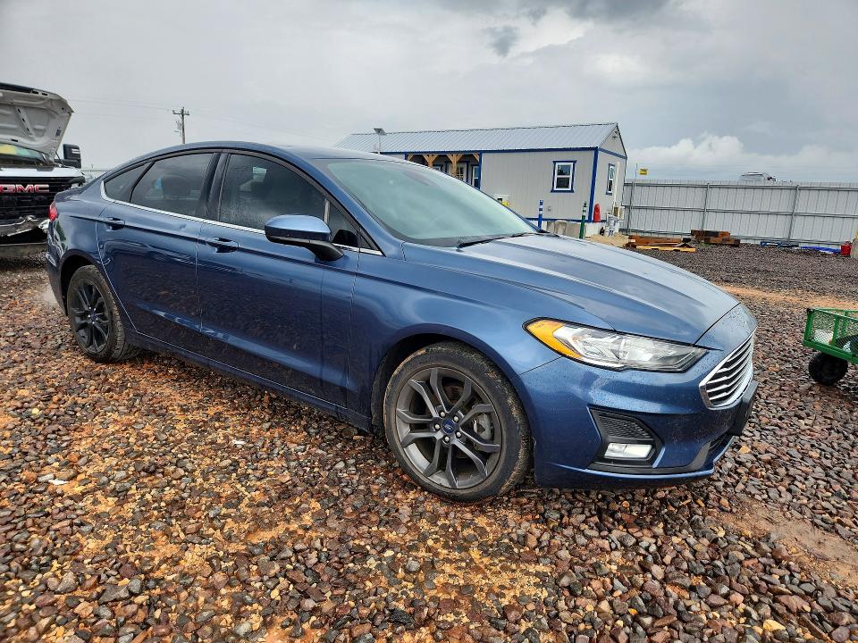 61031746 :رقم المزاد ، 3FA6P0HD4KR250959 vin ، 2019 Ford Fusion مزاد بيع