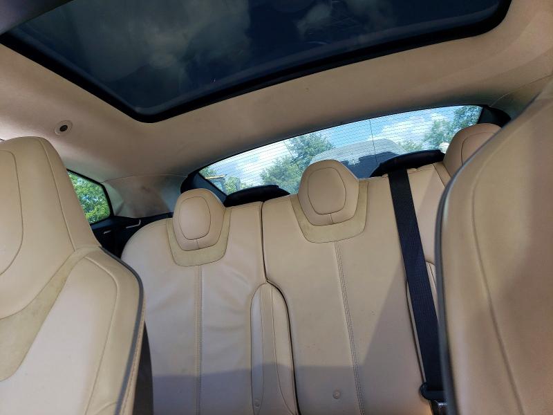 60928856 :رقم المزاد ، 5YJSA1DP7DFP06103 vin ، 2013 Tesla Model S مزاد بيع